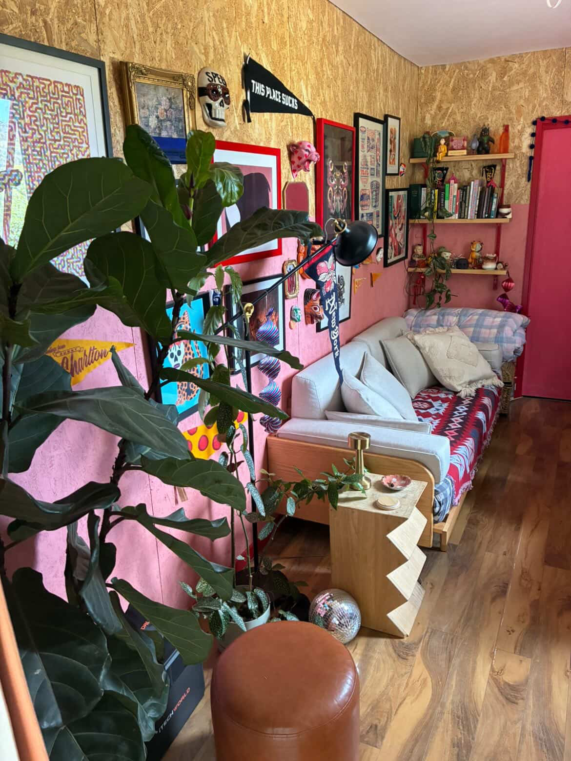 Work womb interior
